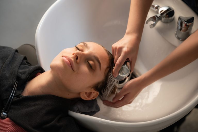 Benefits of Regular Salon Visits for Healthy Hair