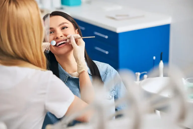 Qualities to Look For in a Dentist Qualities to Look For in a Dentist